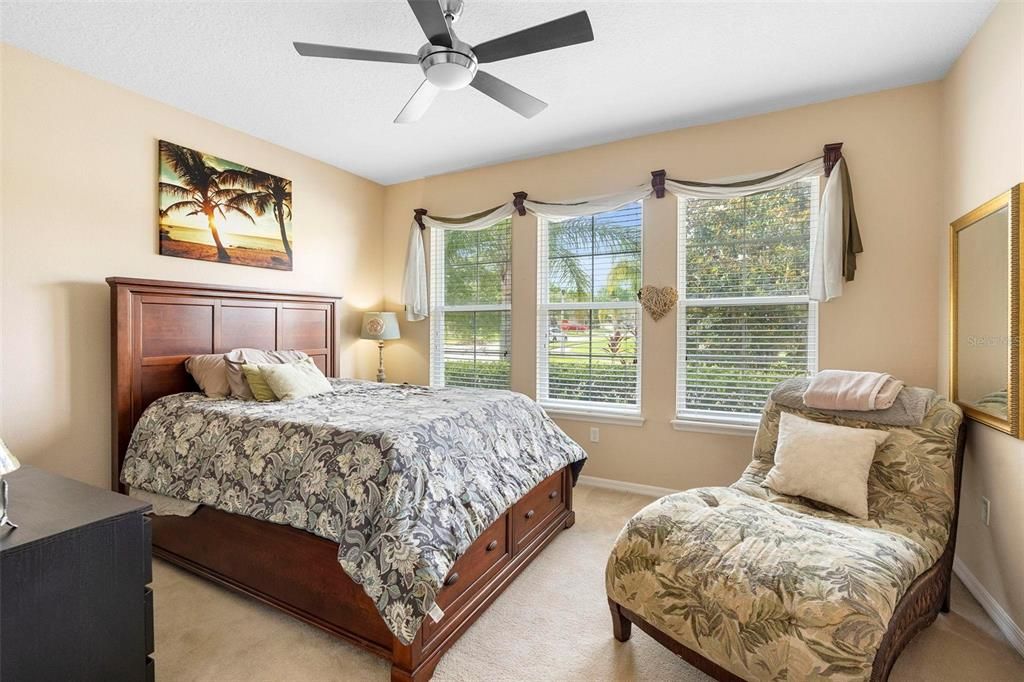 For Sale: $610,000 (4 beds, 3 baths, 2731 Square Feet)