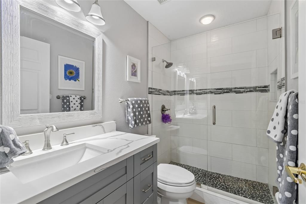 En Venta: $620,000 (3 camas, 2 baños, 2008 Pies cuadrados)