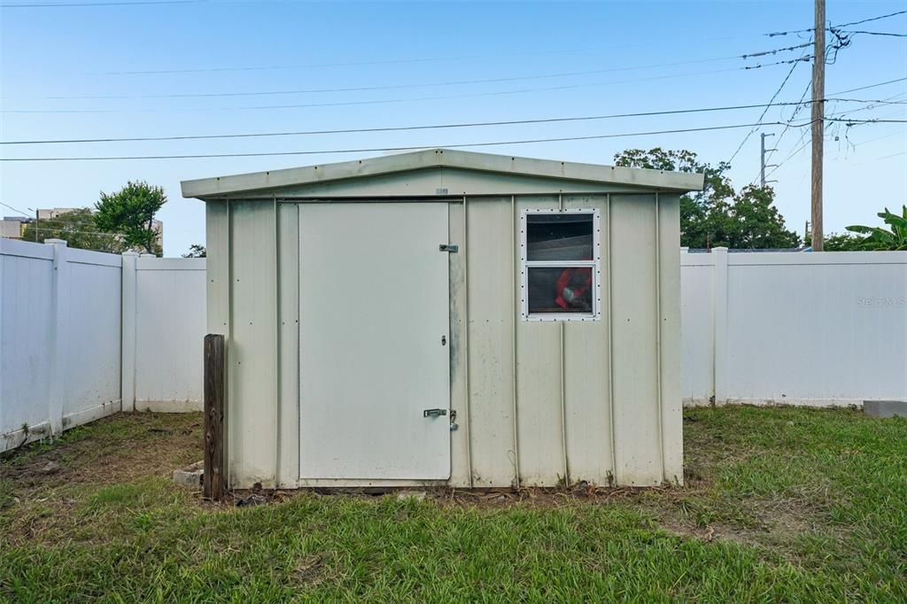 En Venta: $475,000 (3 camas, 2 baños, 1080 Pies cuadrados)