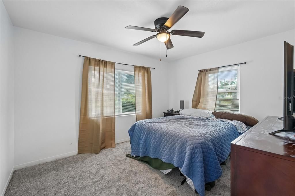 En Venta: $475,000 (3 camas, 2 baños, 1080 Pies cuadrados)
