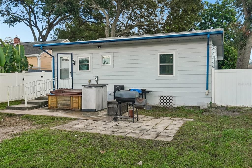 En Venta: $475,000 (3 camas, 2 baños, 1080 Pies cuadrados)