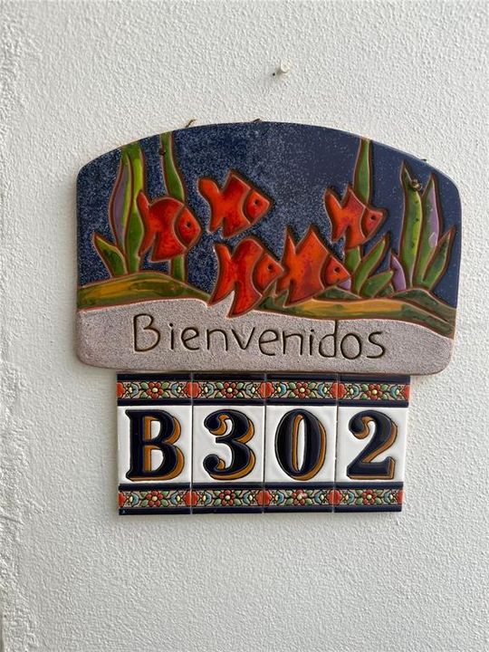 For Sale: $378,000 (2 beds, 2 baths, 1067 Square Feet)
