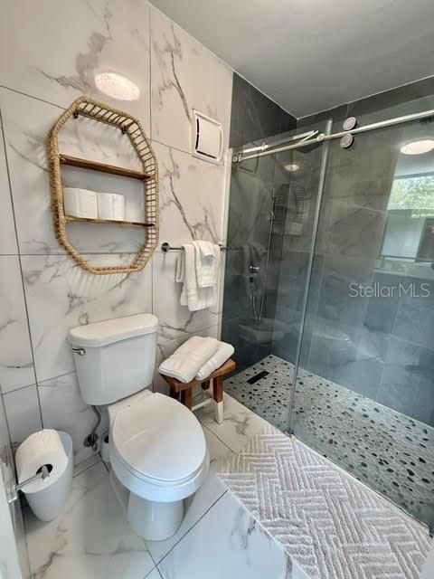 For Sale: $378,000 (2 beds, 2 baths, 1067 Square Feet)