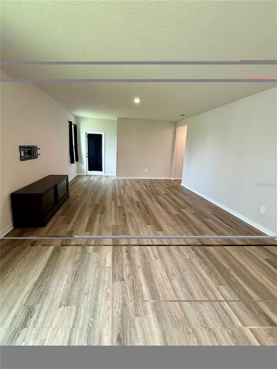 For Sale: $418,000 (4 beds, 2 baths, 1662 Square Feet)