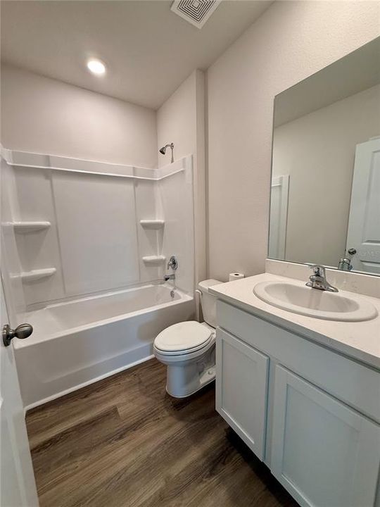 For Sale: $418,000 (4 beds, 2 baths, 1662 Square Feet)