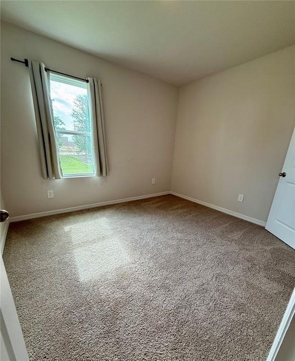 For Sale: $418,000 (4 beds, 2 baths, 1662 Square Feet)