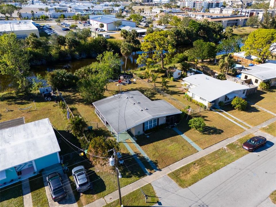 For Sale: $164,900 (3 beds, 1 baths, 994 Square Feet)