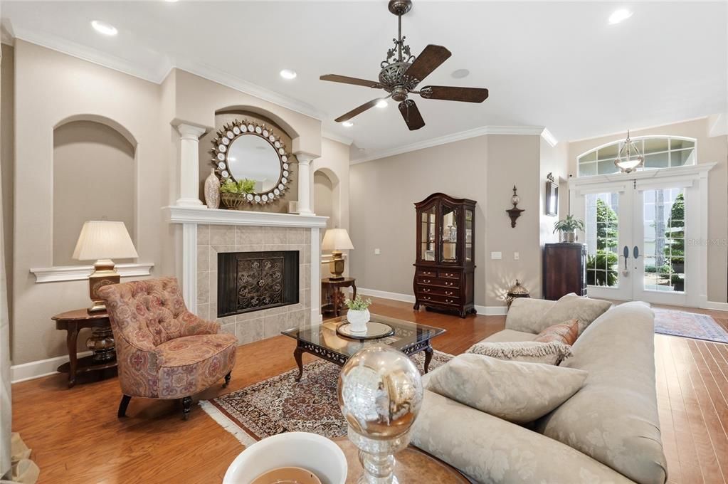 For Sale: $899,000 (4 beds, 3 baths, 3617 Square Feet)