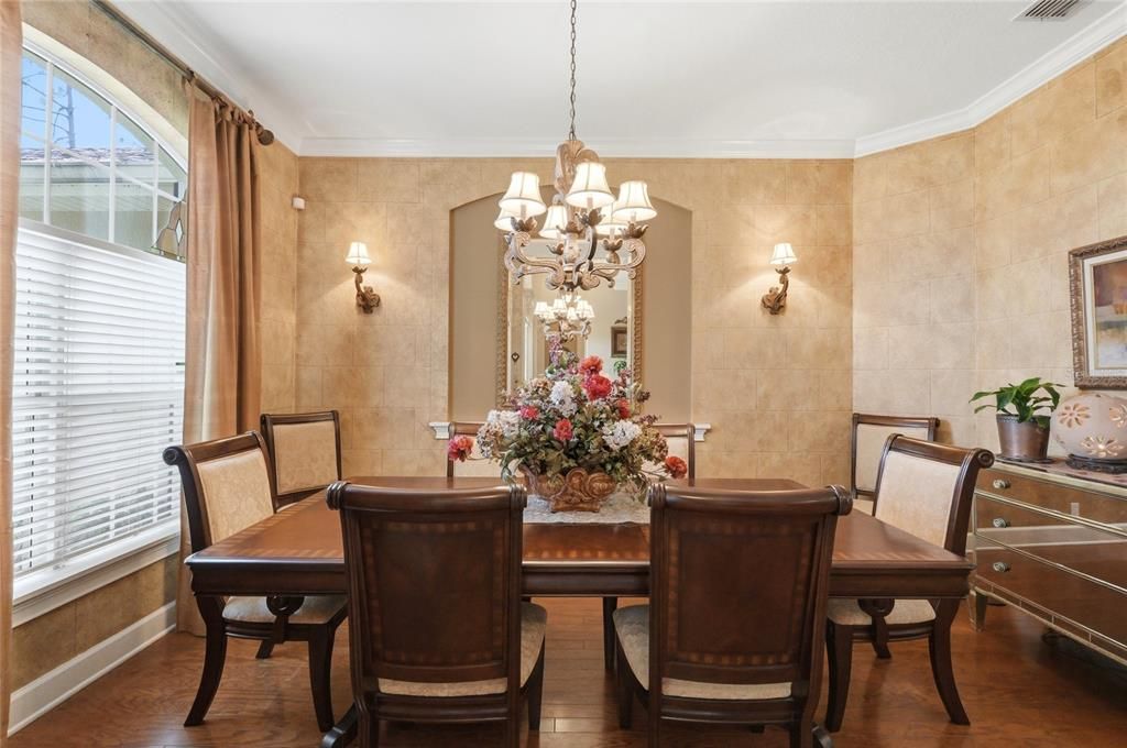 For Sale: $899,000 (4 beds, 3 baths, 3617 Square Feet)