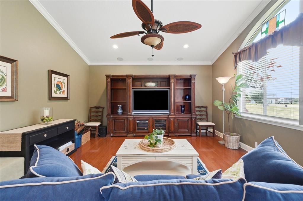 For Sale: $899,000 (4 beds, 3 baths, 3617 Square Feet)