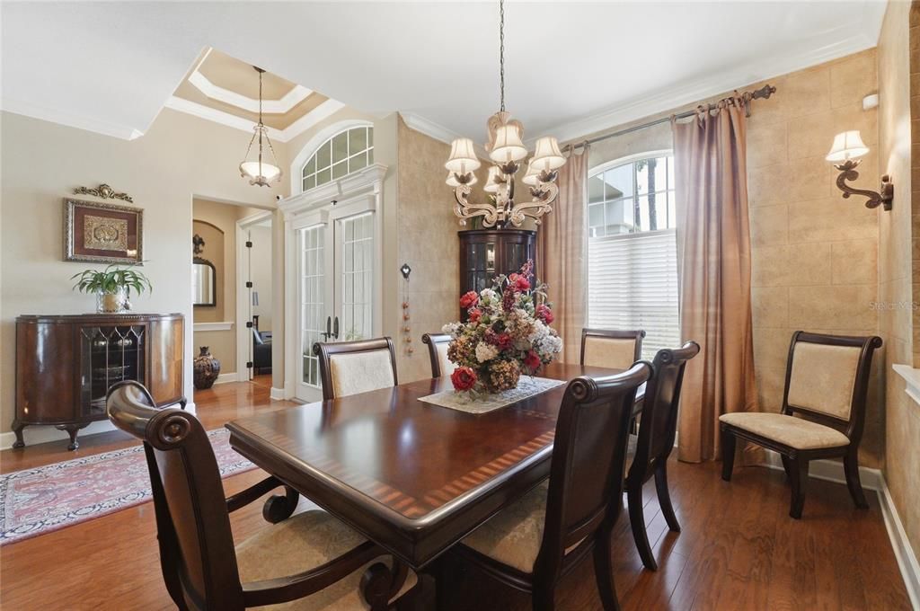 For Sale: $899,000 (4 beds, 3 baths, 3617 Square Feet)