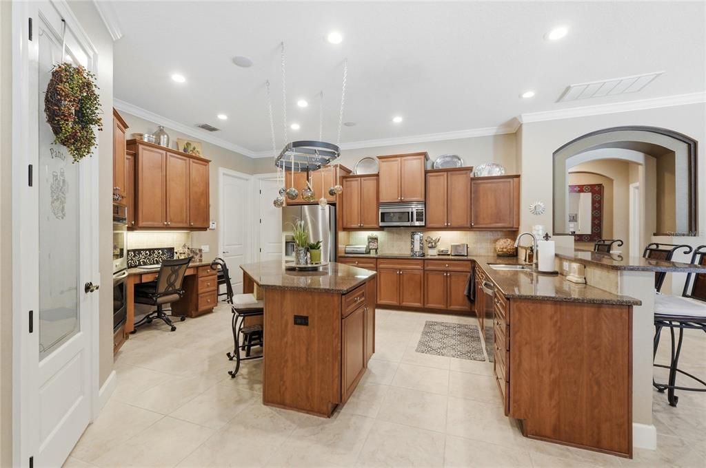 For Sale: $899,000 (4 beds, 3 baths, 3617 Square Feet)