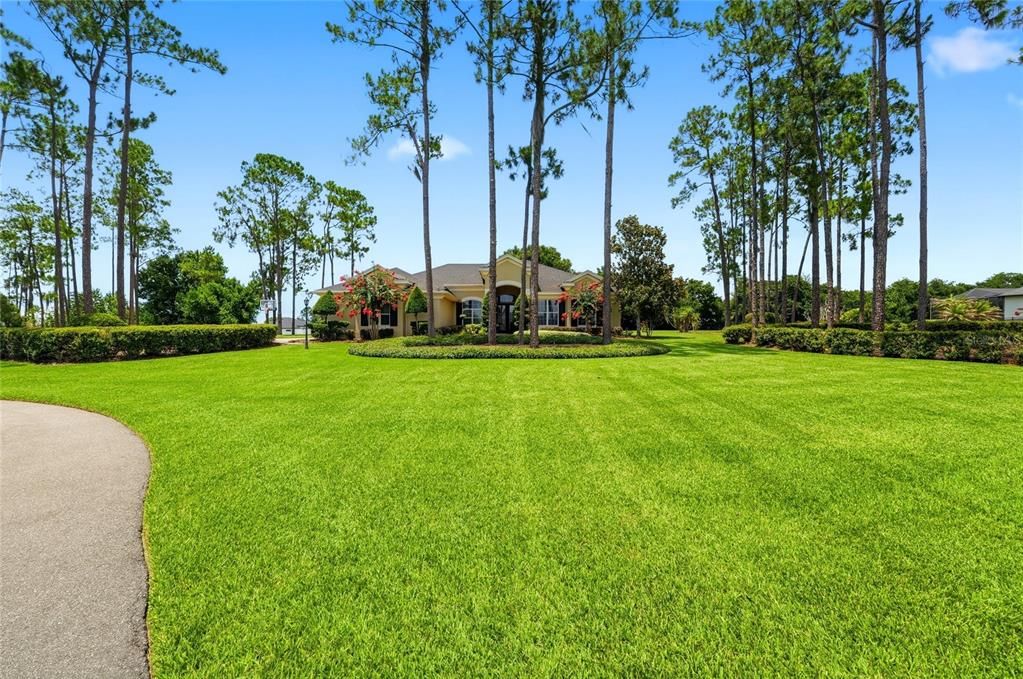 For Sale: $899,000 (4 beds, 3 baths, 3617 Square Feet)