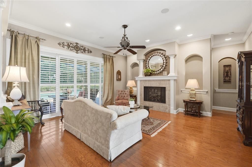 For Sale: $899,000 (4 beds, 3 baths, 3617 Square Feet)