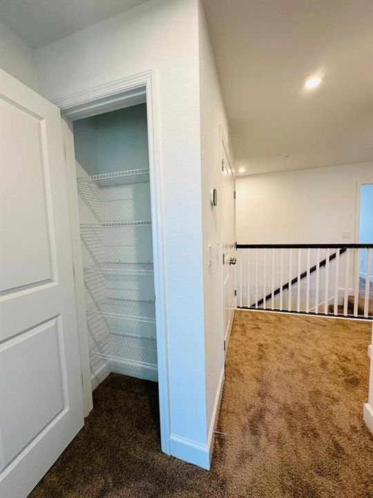 В аренду: $2,600 (3 спален, 2 ванн, 1447 Квадратных фут)