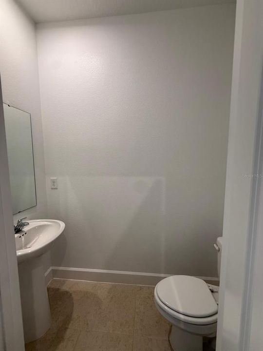 В аренду: $2,600 (3 спален, 2 ванн, 1447 Квадратных фут)