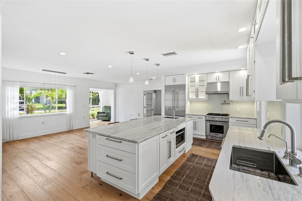For Rent: $6,500 (3 beds, 2 baths, 2713 Square Feet)