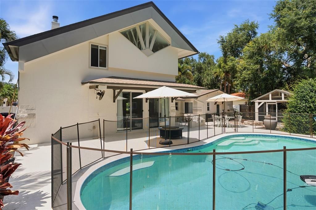 For Rent: $6,500 (3 beds, 2 baths, 2713 Square Feet)