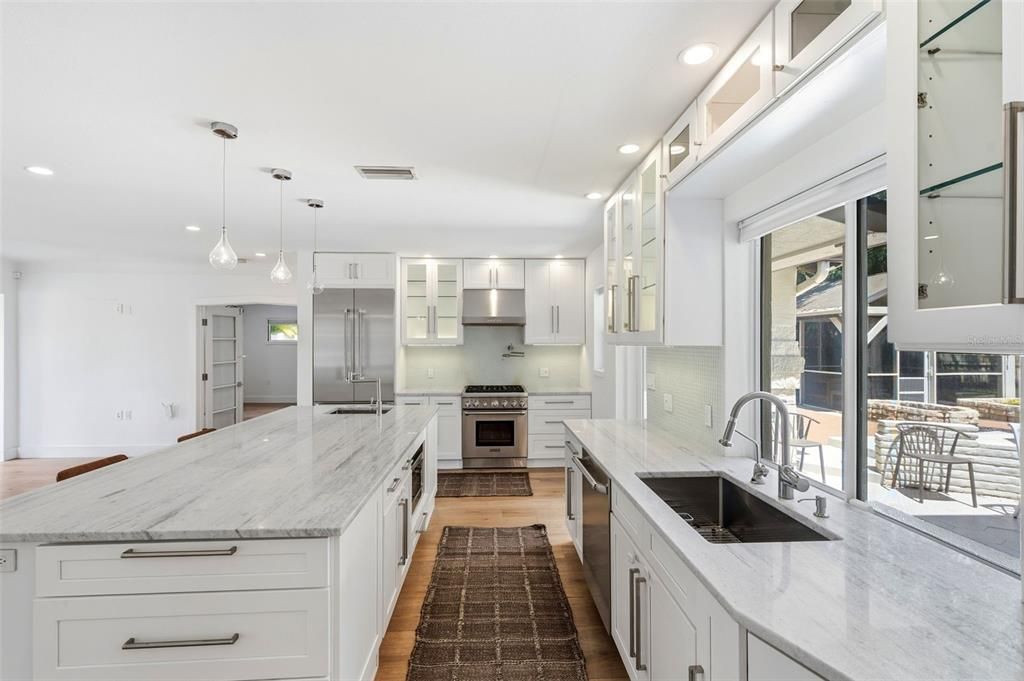 For Rent: $6,500 (3 beds, 2 baths, 2713 Square Feet)