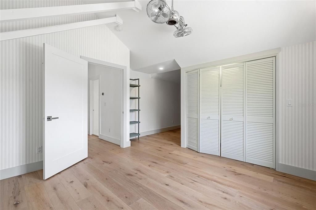 For Rent: $6,500 (3 beds, 2 baths, 2713 Square Feet)
