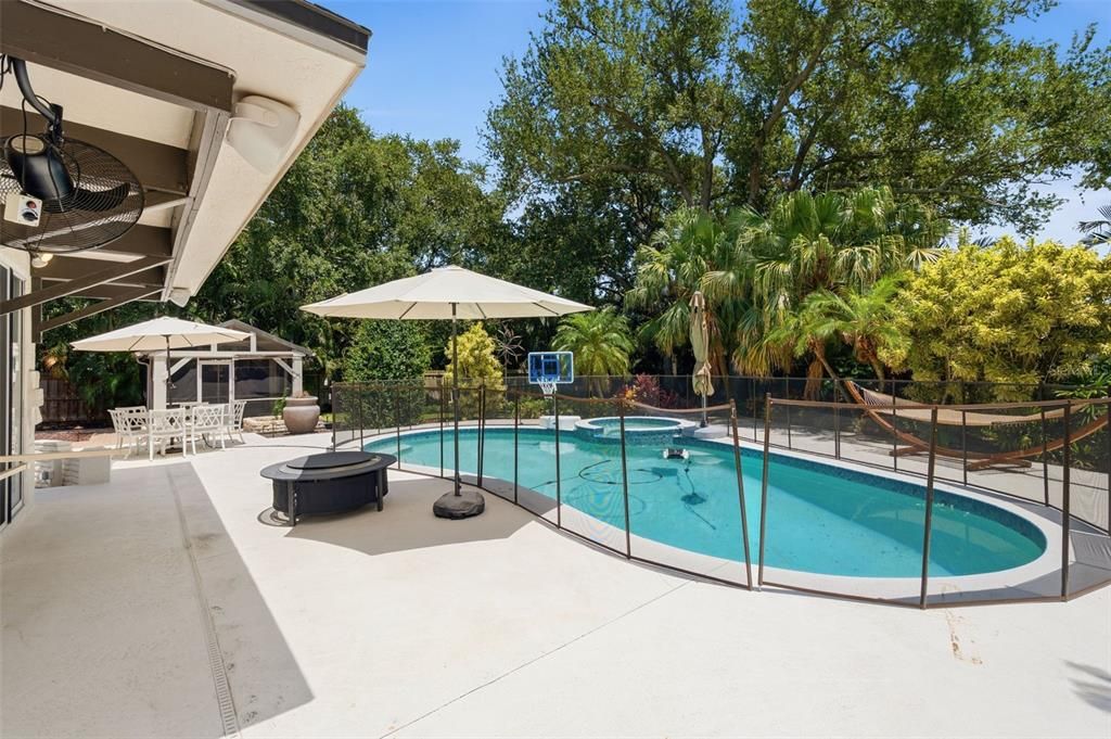 For Rent: $6,500 (3 beds, 2 baths, 2713 Square Feet)