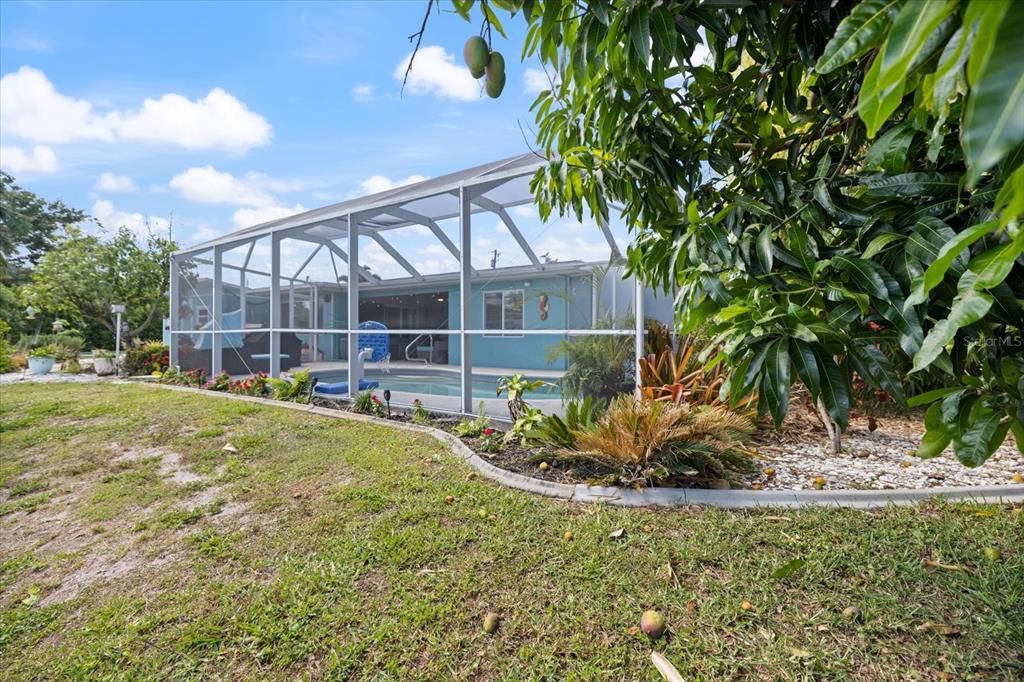 For Sale: $469,900 (4 beds, 2 baths, 1768 Square Feet)