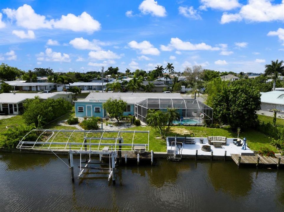 For Sale: $469,900 (4 beds, 2 baths, 1768 Square Feet)