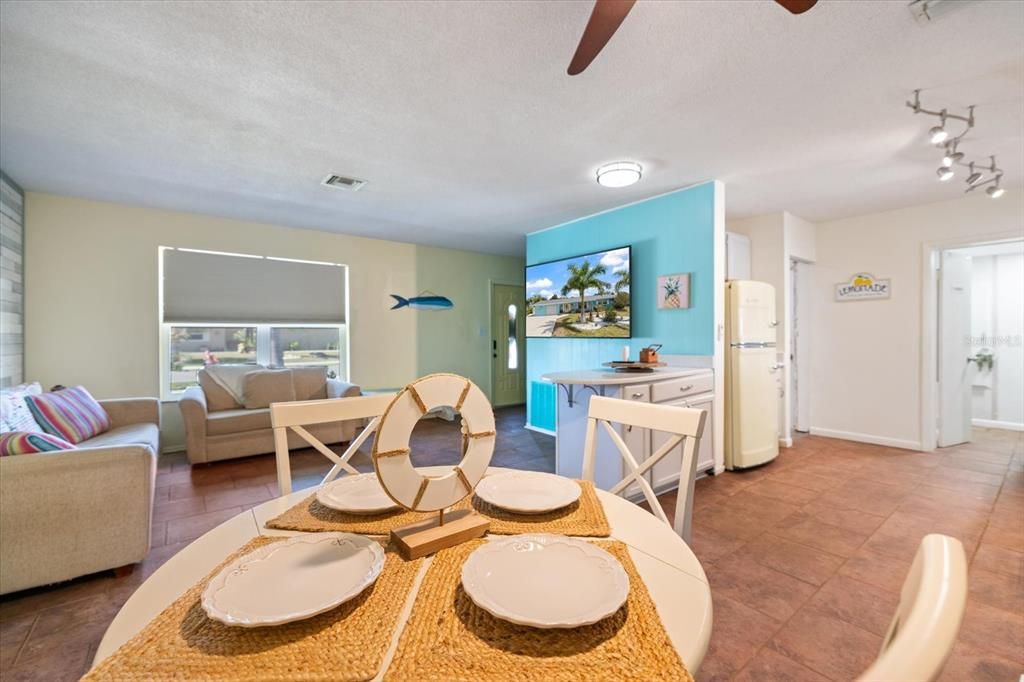 For Sale: $469,900 (4 beds, 2 baths, 1768 Square Feet)
