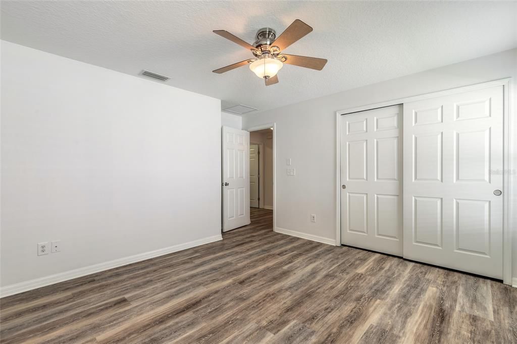 For Sale: $364,900 (3 beds, 2 baths, 1492 Square Feet)
