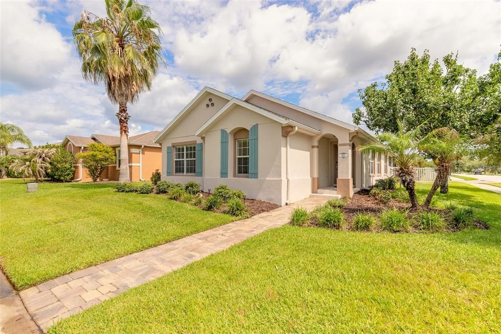 For Sale: $364,900 (3 beds, 2 baths, 1492 Square Feet)