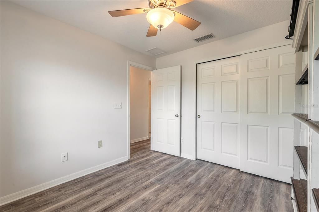 For Sale: $364,900 (3 beds, 2 baths, 1492 Square Feet)