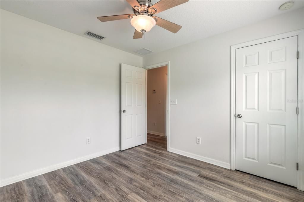 For Sale: $364,900 (3 beds, 2 baths, 1492 Square Feet)