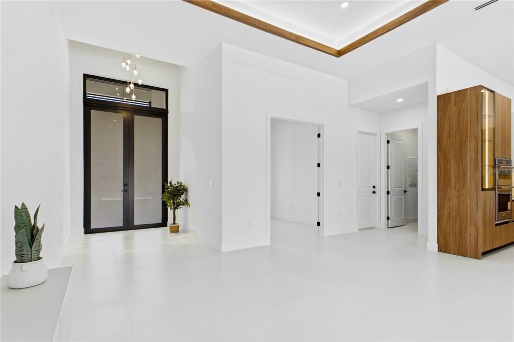 For Sale: $839,900 (3 beds, 3 baths, 2420 Square Feet)