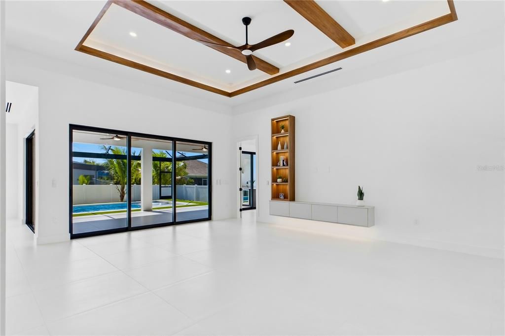 For Sale: $839,900 (3 beds, 3 baths, 2420 Square Feet)
