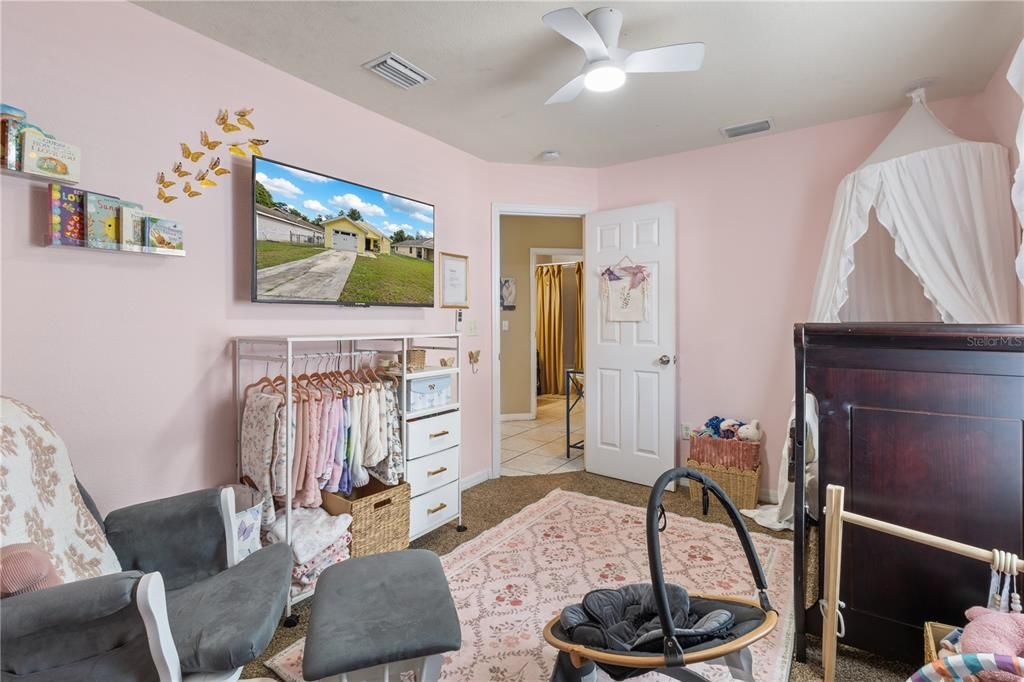 For Sale: $219,900 (3 beds, 2 baths, 1163 Square Feet)