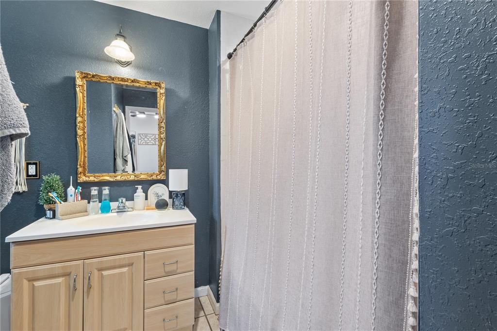 For Sale: $219,900 (3 beds, 2 baths, 1163 Square Feet)