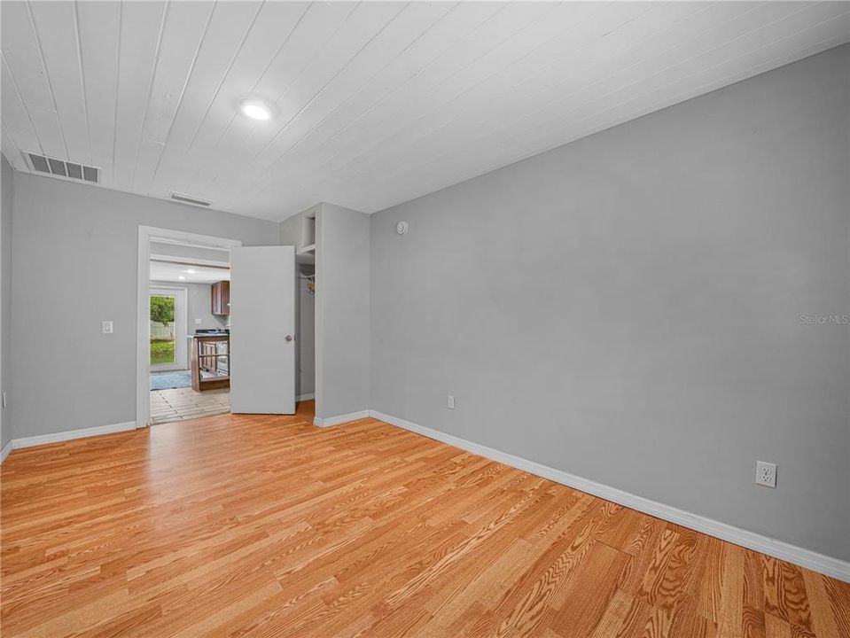 На продажу: $249,000 (3 спален, 2 ванн, 1604 Квадратных фут)