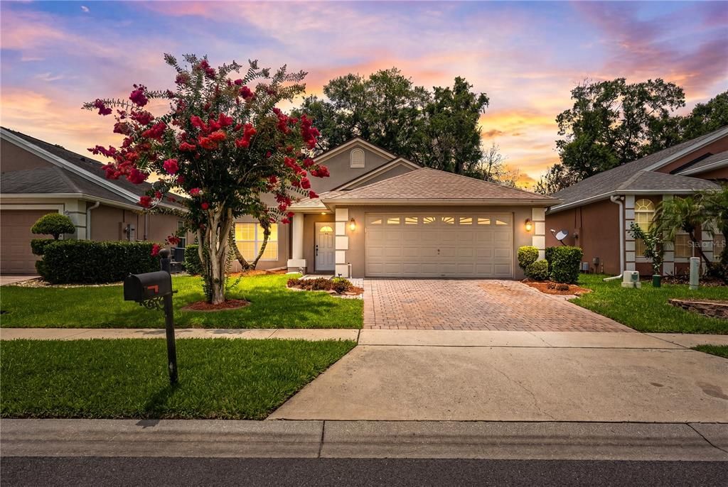 For Sale: $415,000 (3 beds, 2 baths, 1682 Square Feet)