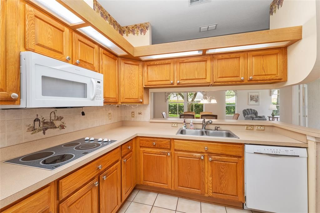En Venta: $259,999 (2 camas, 2 baños, 1574 Pies cuadrados)