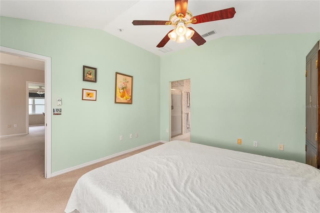 En Venta: $259,999 (2 camas, 2 baños, 1574 Pies cuadrados)