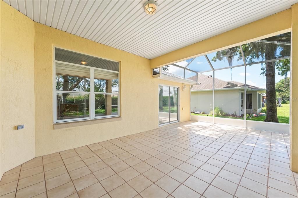 En Venta: $259,999 (2 camas, 2 baños, 1574 Pies cuadrados)