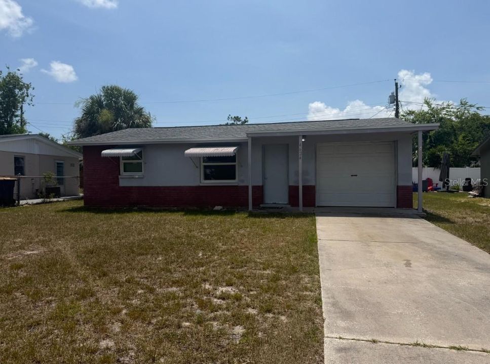 For Sale: $95,000 (2 beds, 1 baths, 650 Square Feet)