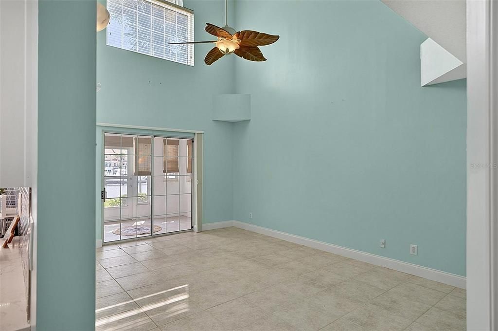 En Venta: $465,000 (3 camas, 2 baños, 1875 Pies cuadrados)