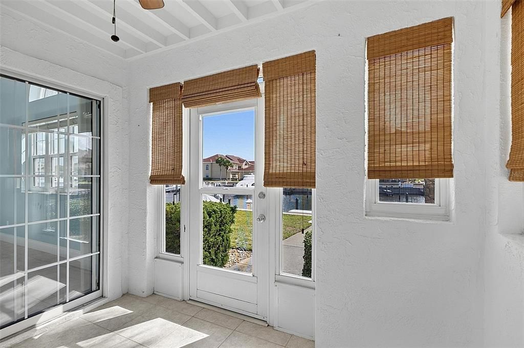 En Venta: $465,000 (3 camas, 2 baños, 1875 Pies cuadrados)