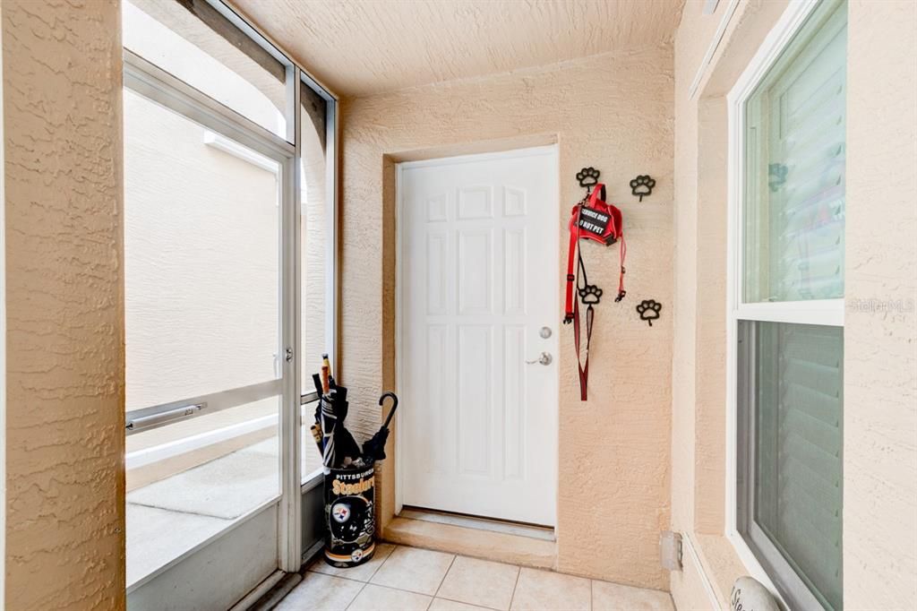 En Venta: $329,000 (3 camas, 2 baños, 1378 Pies cuadrados)