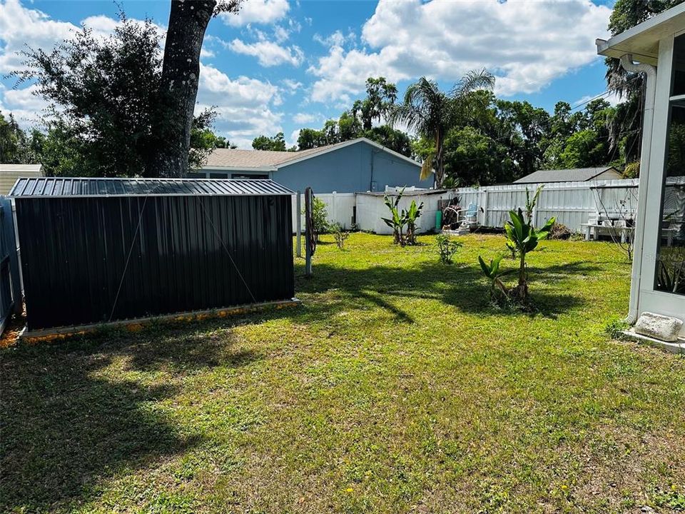 For Sale: $325,000 (3 beds, 2 baths, 1459 Square Feet)