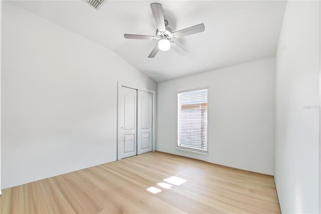 For Sale: $370,000 (3 beds, 2 baths, 1614 Square Feet)