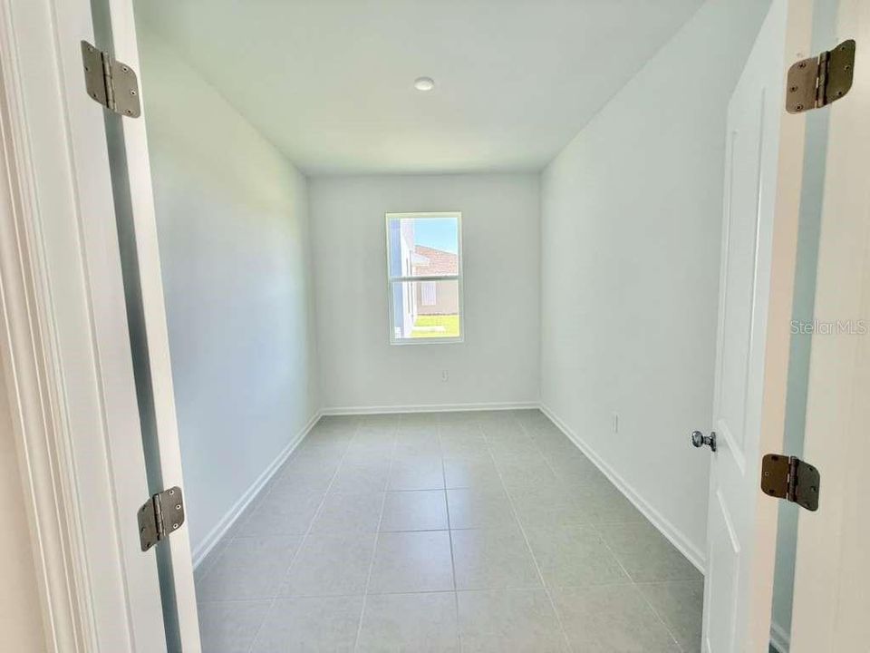 For Rent: $2,600 (3 beds, 3 baths, 2109 Square Feet)