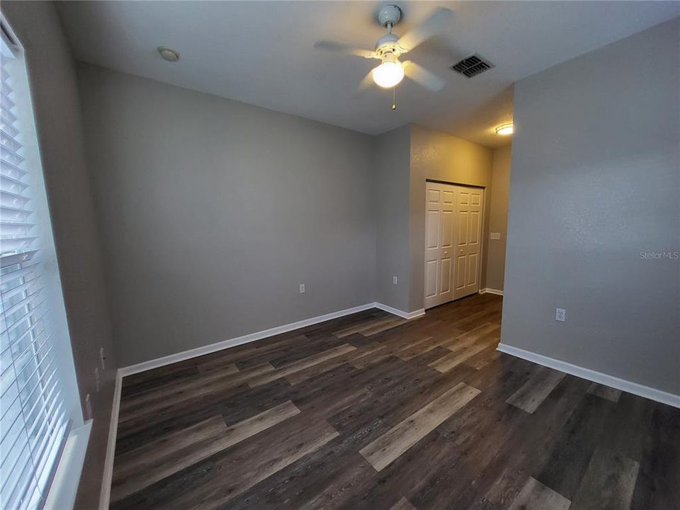 For Rent: $1,800 (3 beds, 2 baths, 1555 Square Feet)
