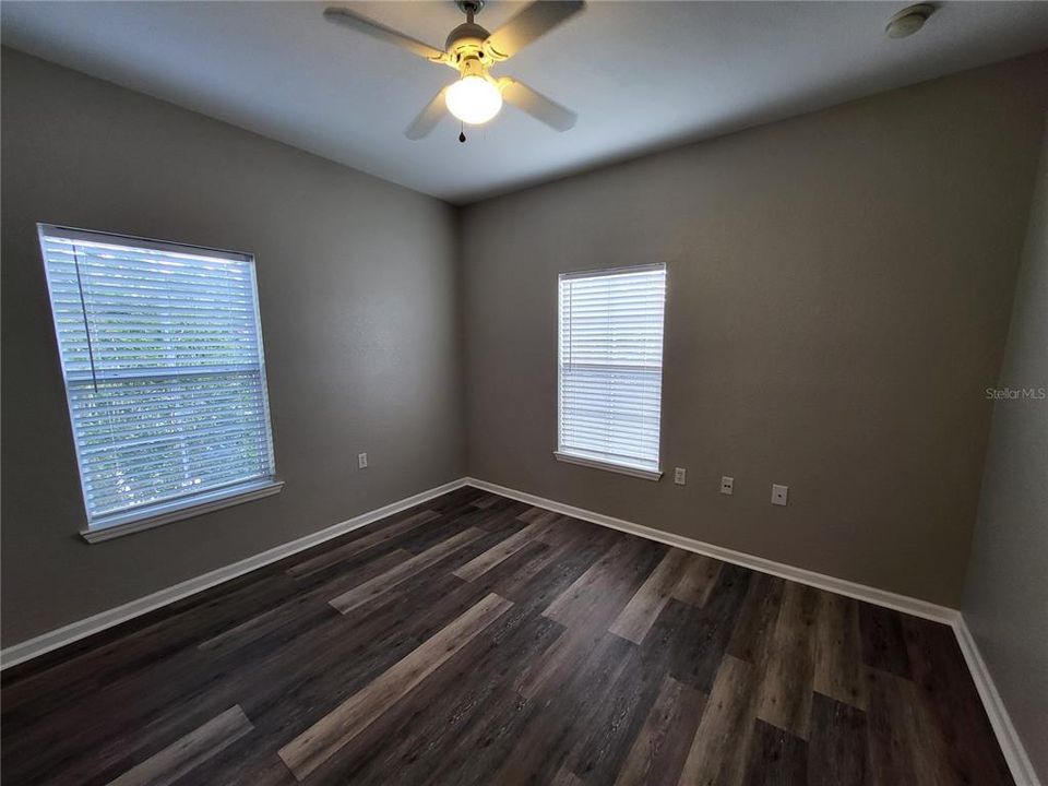 For Rent: $1,800 (3 beds, 2 baths, 1555 Square Feet)
